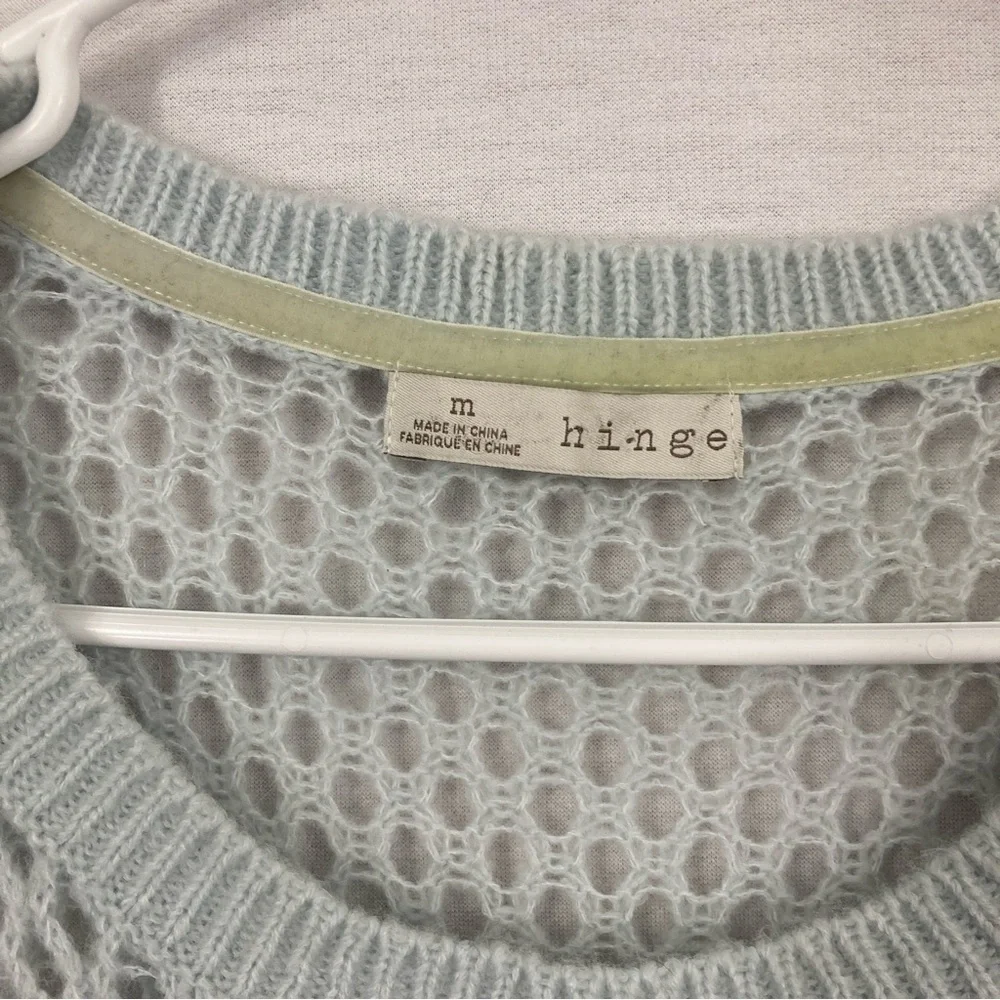 New Hinge Gray Silver Metallic Open Knit Round Neck Sweater Medium‎